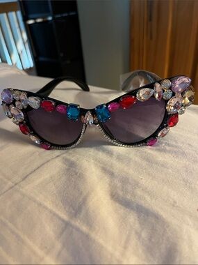 Embellished Cat-Eye Sunglasses - Black with Multicolor Gems